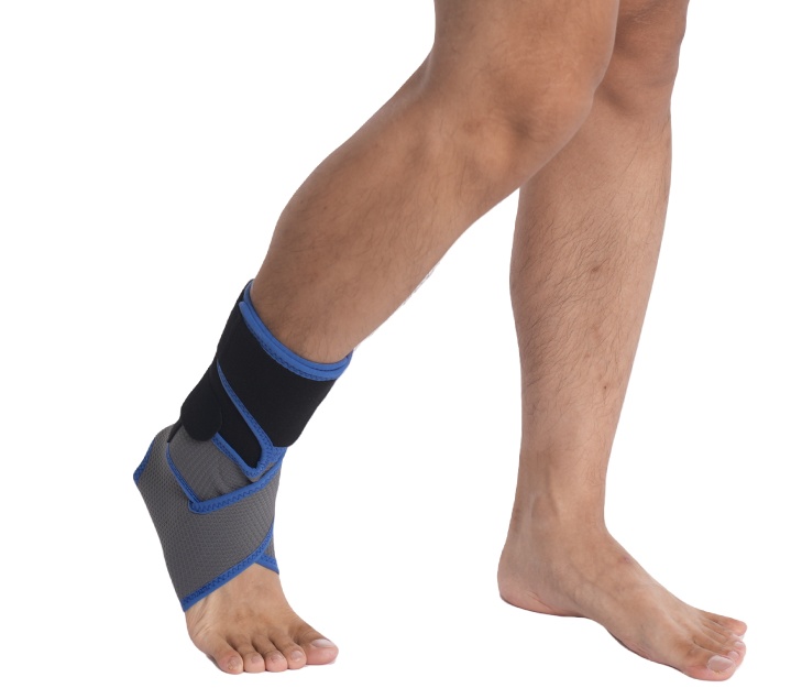 Ankle Wrap with Built-in Support Plate